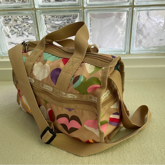 LeSportsac Shoulder/handbag with matching pouch bag - Picture 4 of 12